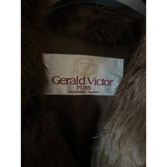 Mobwife Vintage 90s Alaskan Beaver long hair Fur Coat - Picture 2 of 7